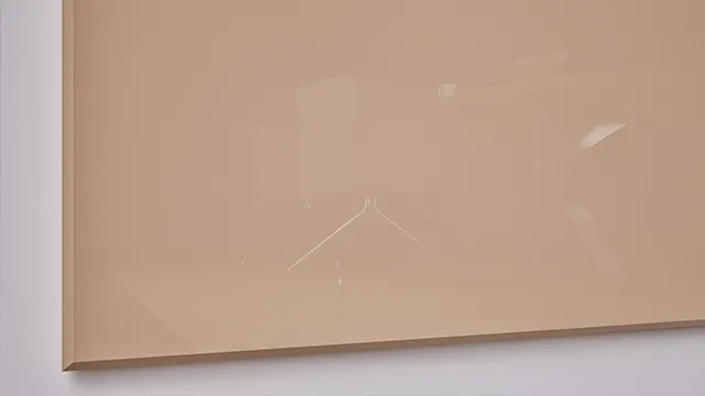 Chameleon Sharp Glass Wall 3
